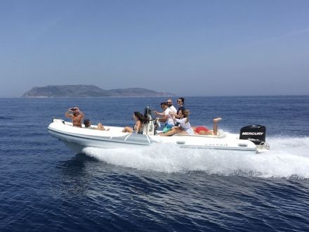 Charter Egadi: Tecno 660