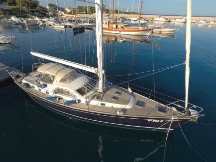 Charter Vela: Zuanelli DH 52